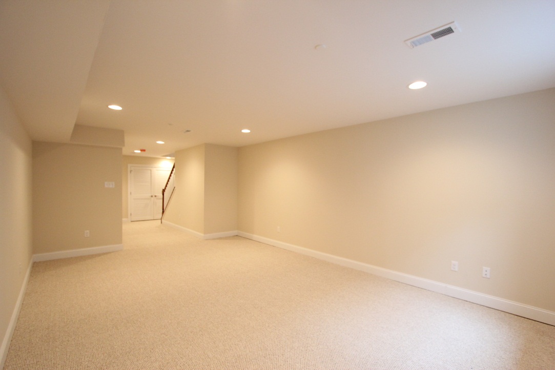 2142 Carpenter Street Philadelphia, PA 19146